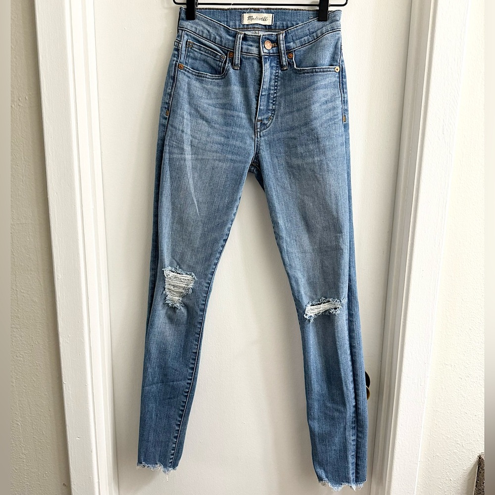 Madewell 9” High Rise Skinny Distressed Jeans size 24